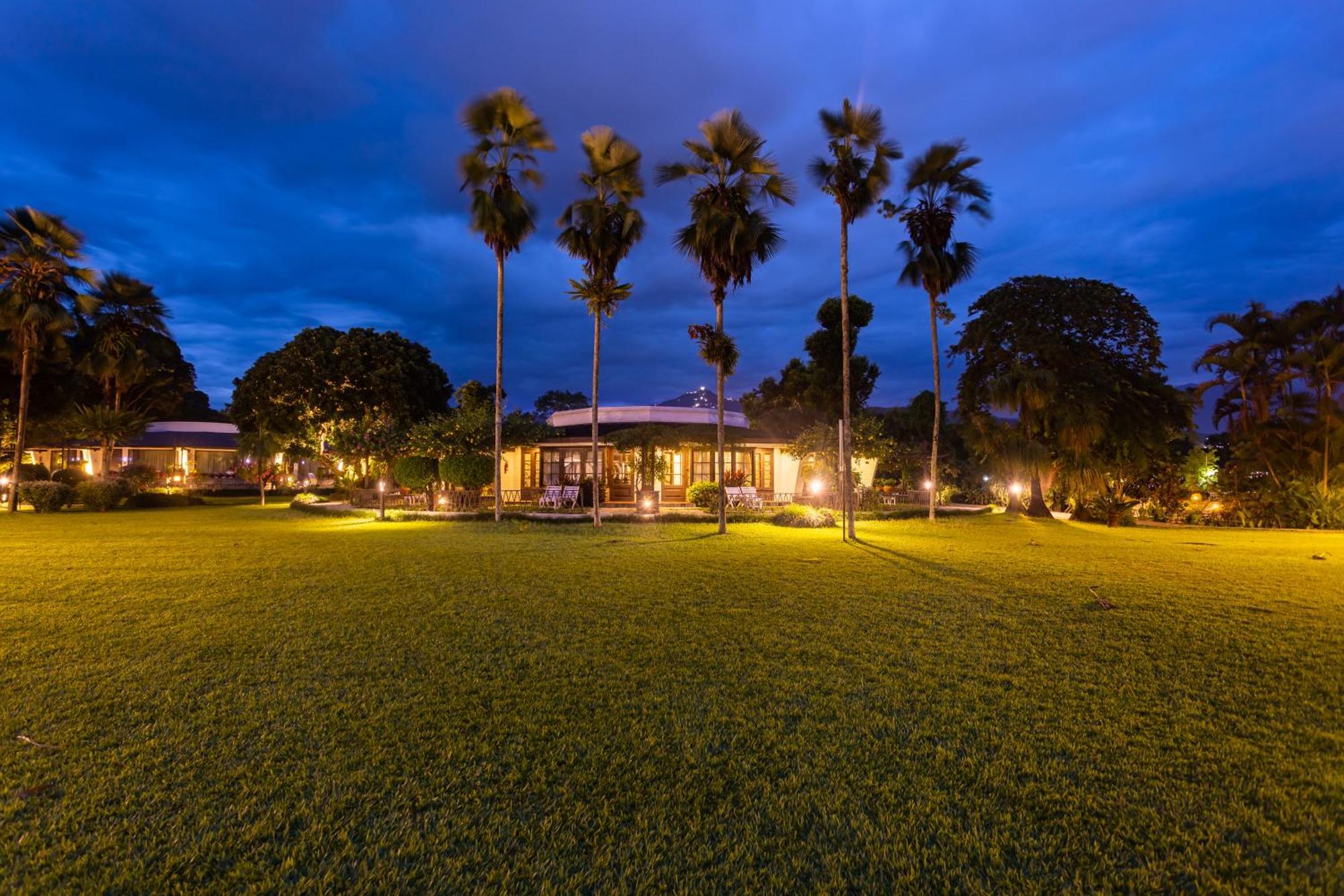 ฟิชเทลลอดจ์ Hotel โพคารา ภายนอก รูปภาพ